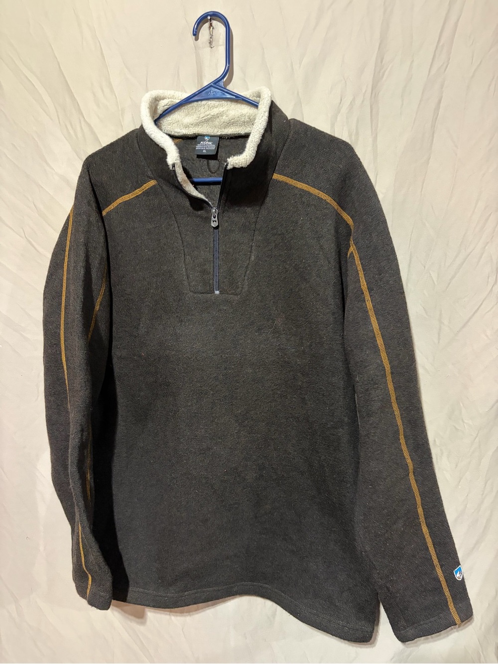 Kuhl sweatshirt
